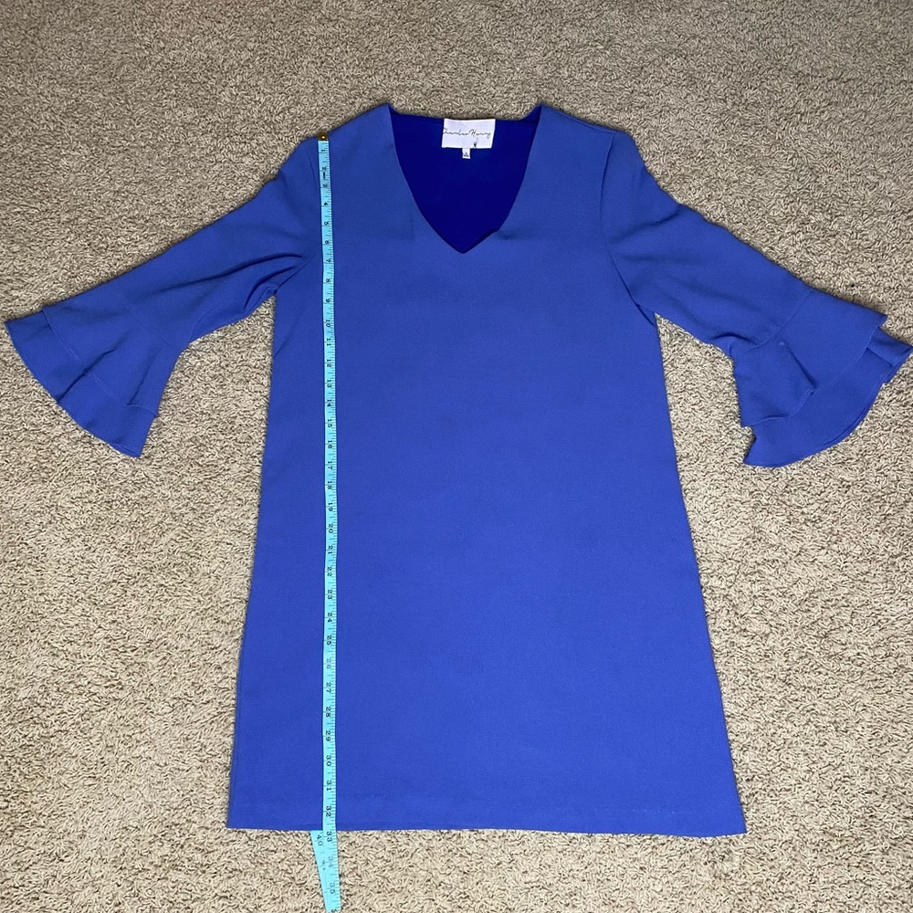 Charles Henry size small periwinkle tiered sleeve dress